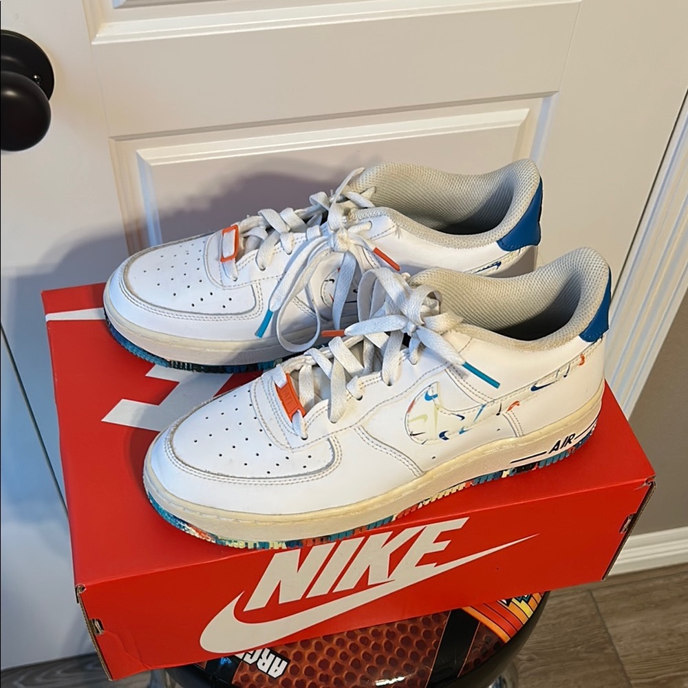 Nike Kids White and Blue Sneakers